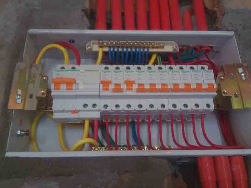 常見的家庭電路故障維修辦法，專業(yè)電工師傅的經(jīng)驗之談